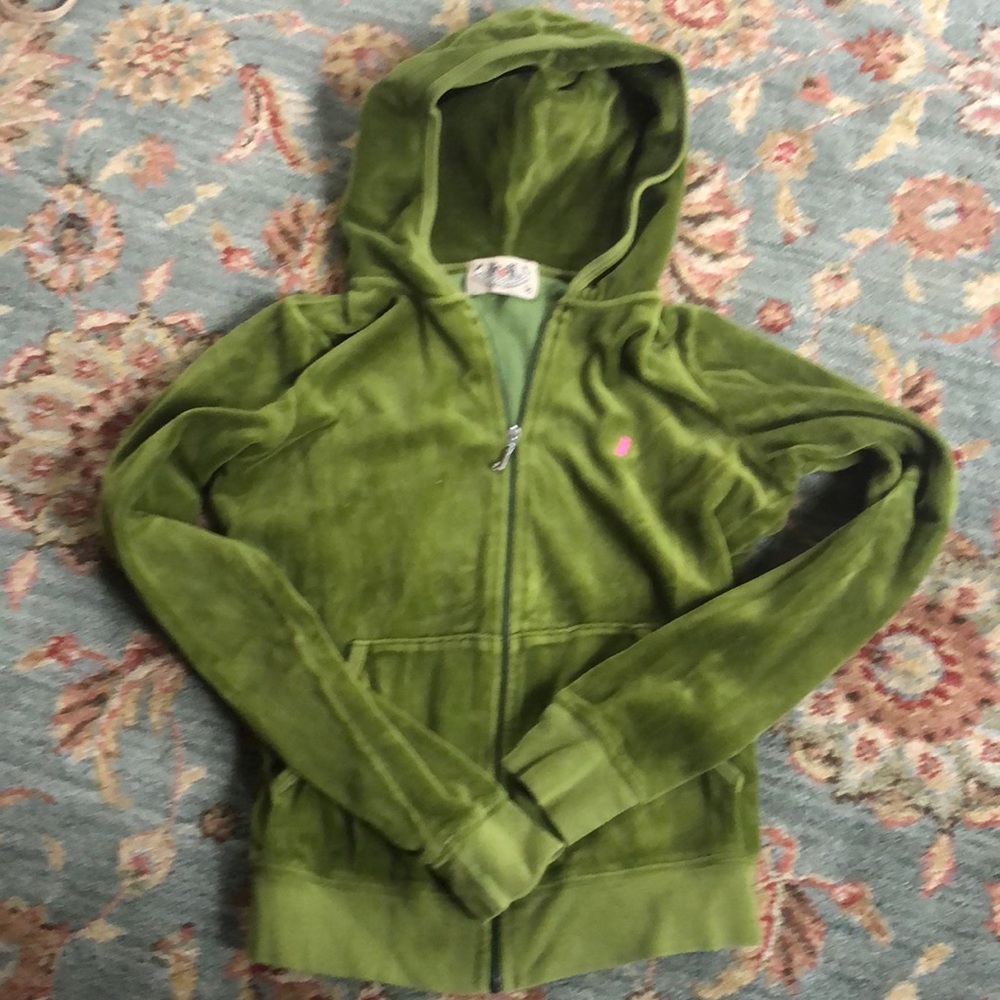Juicy couture women’s velour hoodie. Sz M (29)